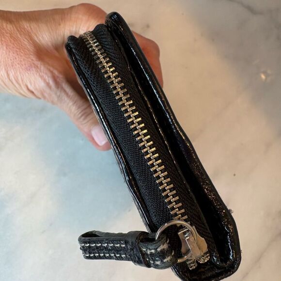 Coach Black and Cream Jacquard Signature Full Sized Wallet - Picture 6 of 9